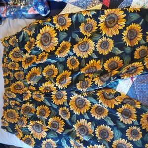 Alexa - Cotton Trousers in Sunflower Print